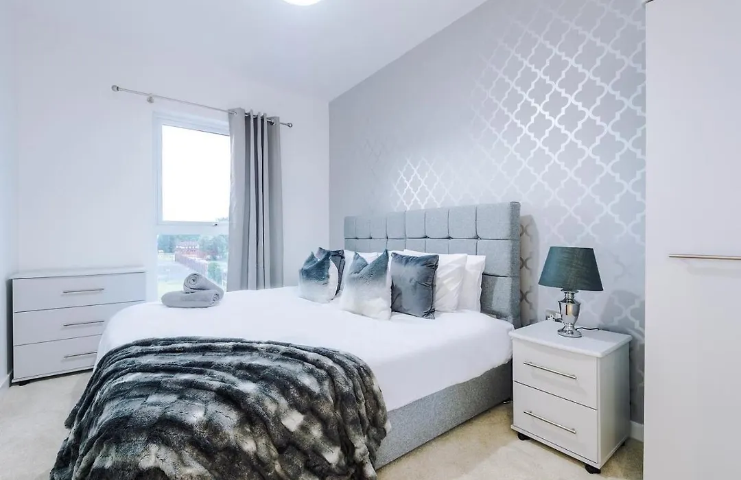 2 Bedroom Apartment Manchester Hosted By Mcr Dens-1